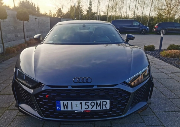 Audi R8 cena 699999 przebieg: 44000, rok produkcji 2021 z Chełmno małe 277